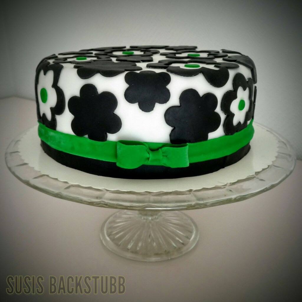 Blumige Fondant Geburtstags Torte
