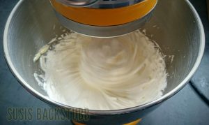Fruchtbuttercreme