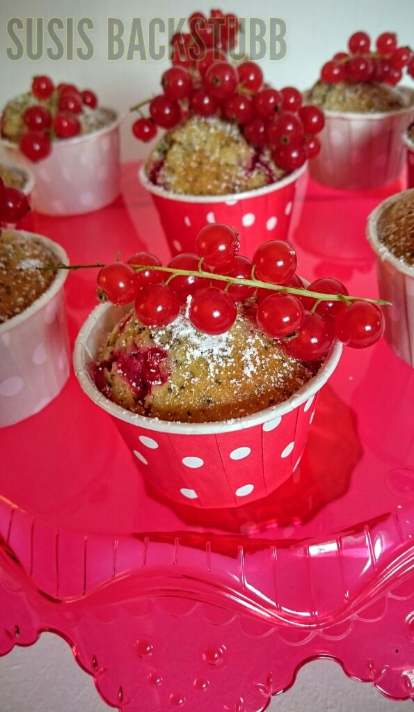 Johannisbeer Mohn Muffins