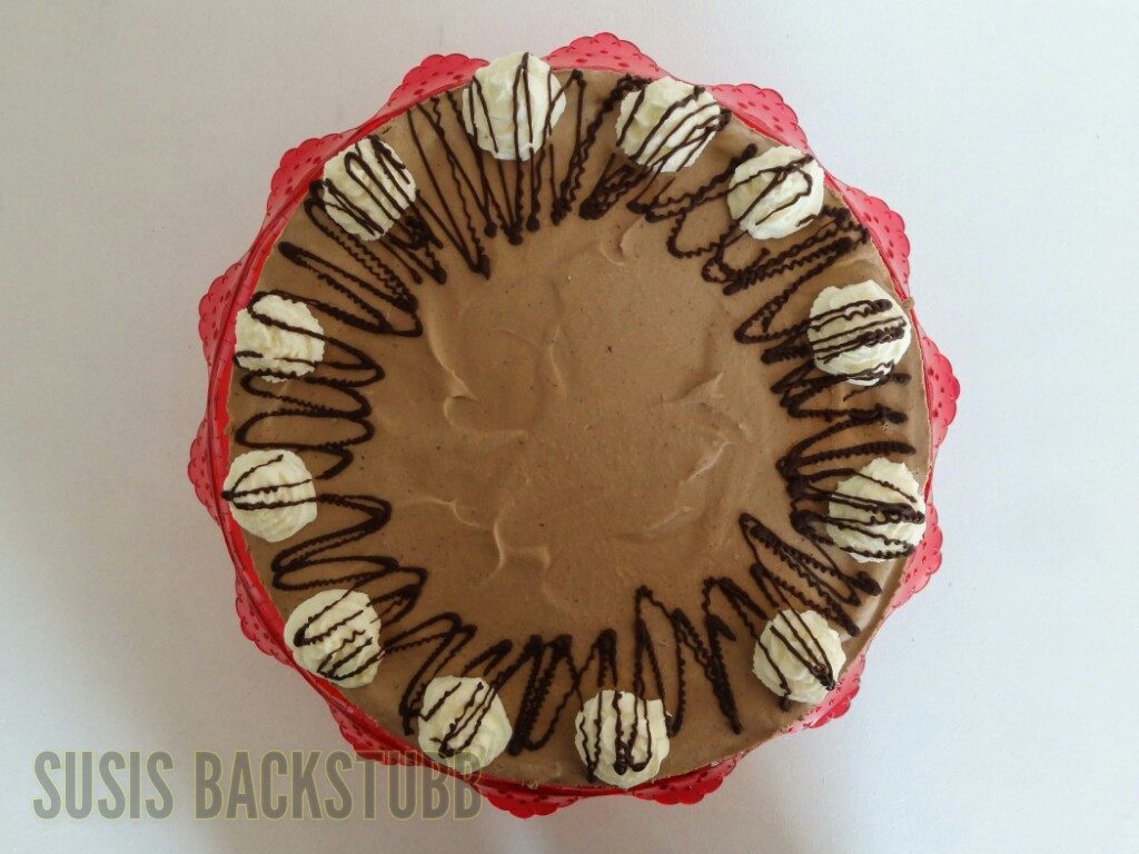 Joghurt- Schokosahne Torte mit Birnen