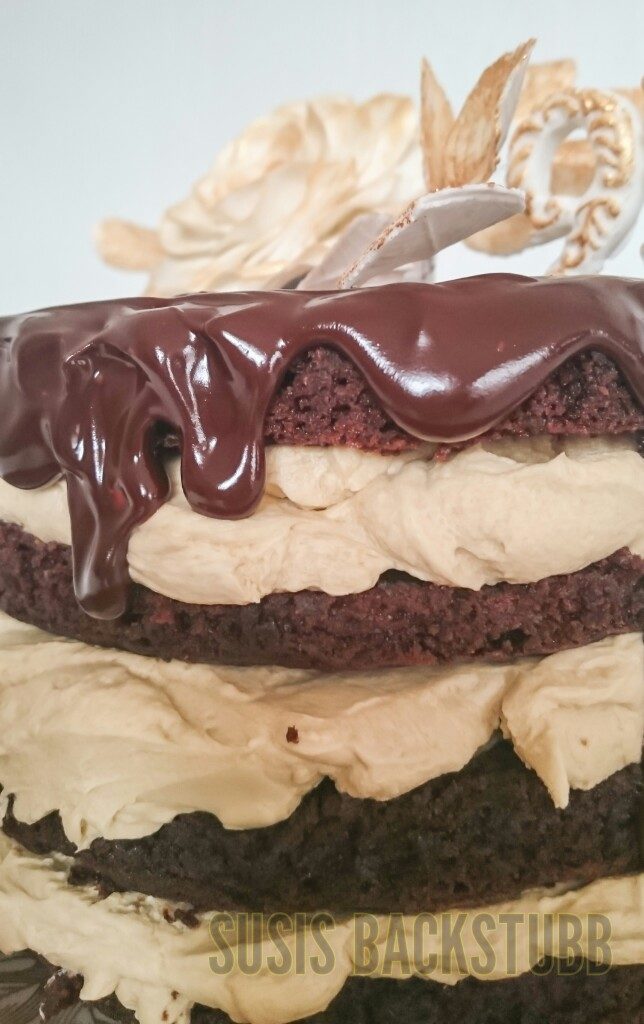 Schokoladen Torte mit Kaffeebuttercreme und Zuckerrose zum 95. Geburtstag